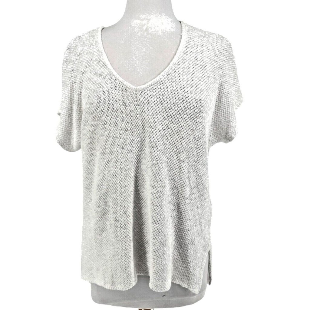 Velvet By Graham Spencer Short Sleeve V-Neck Sweater- White- Size Medium